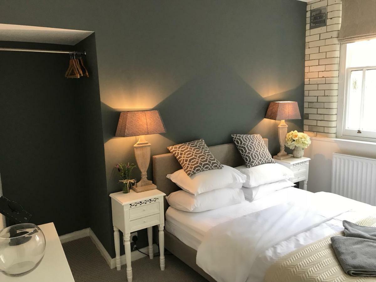 Apartment Ranmoor Serviced