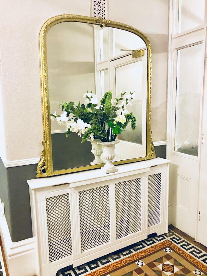 Ranmoor Serviced * Sheffield